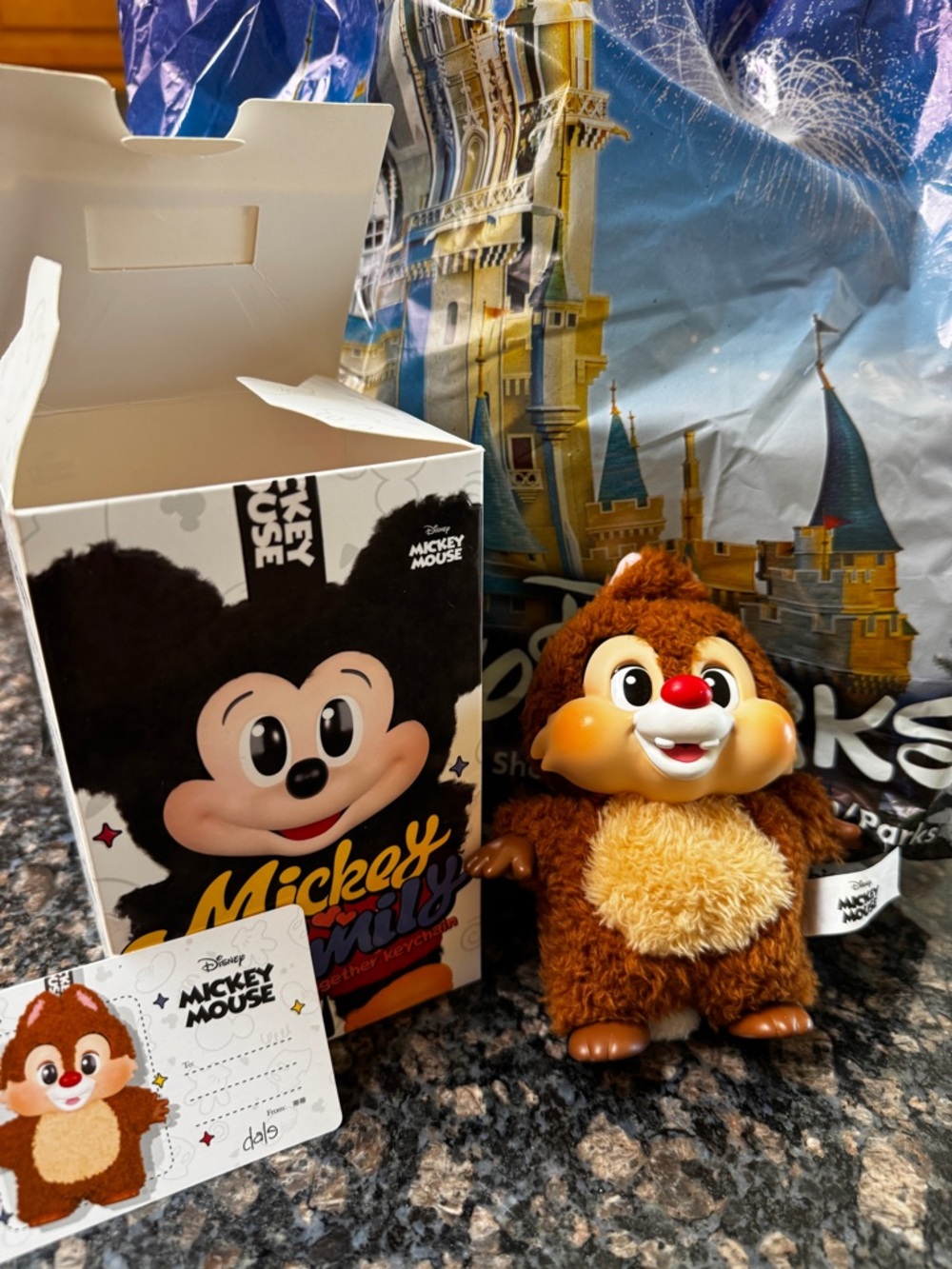Popmart Mickey Family Dale Keychain